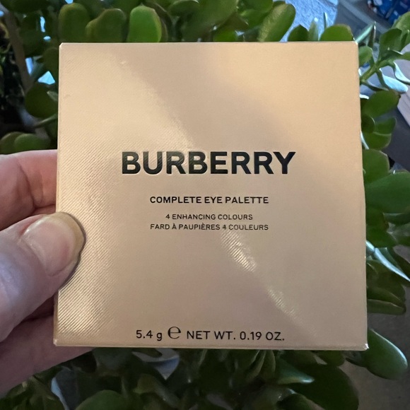 BURBERRY Complete Eye Palette in Gold NIB - Picture 2 of 6